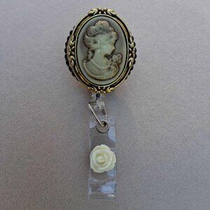 Cameo Badge Reel